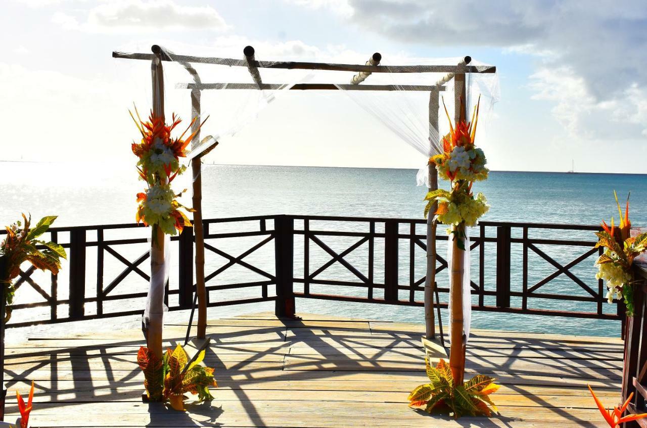 Calabash Cove Resort And Spa - Adults Only 格罗斯岛 外观 照片